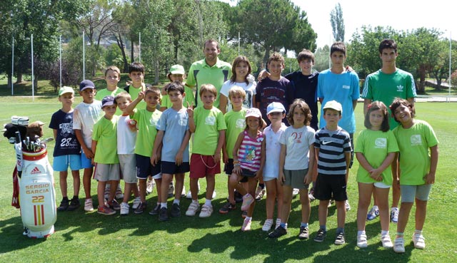 Sergio García con los alumnos del Summercamp 2012.