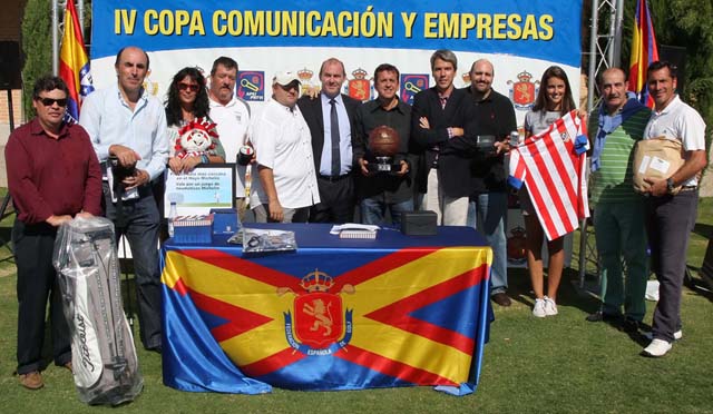 Los periodistas no sólo saben escribir de golf