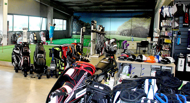 Abre la mayor tienda de golf de Valencia