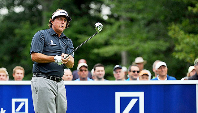 Phil Mickelson golpea primero en Boston