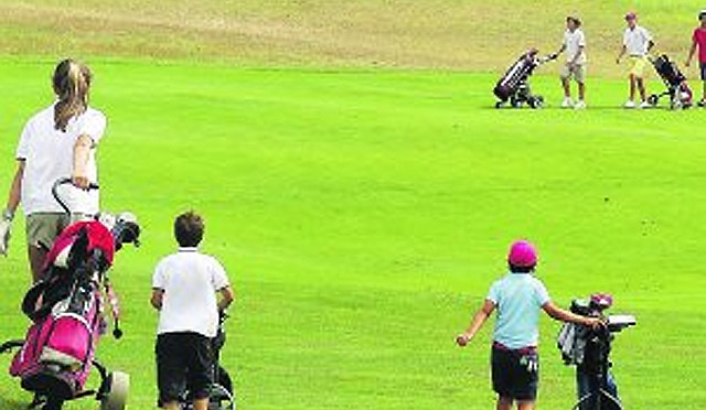 Las promesas del golf vasco se exhiben en Zarautz