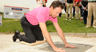 Matias Prats, Schuster y Forlan inauguran el paseo de "Los Amigos del Golf"